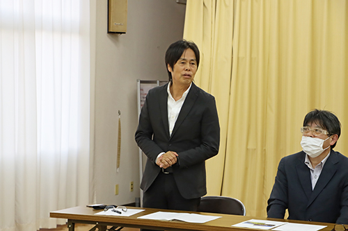 会長を務める沖田安男さんがあいさつ