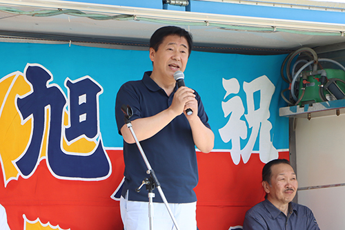 「体調管理には十分気を付け、綺麗な海岸を守りましょう」と江原市長があいさつ