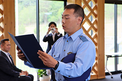 山本淳史駐在所長が力強く決意表明