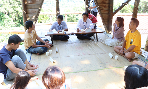 油谷地区へ移住してきたこ育て世代の皆さんと意見交換