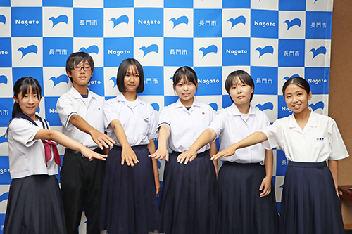 今回ベトナム社会主義共和国に派遣される6人