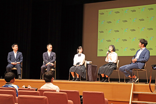 山下和奏さん、中ノ目ゆうさんが登壇して意見を交わした