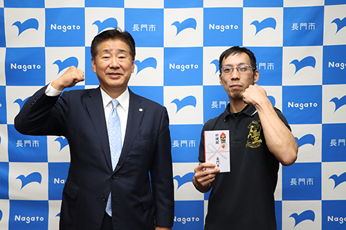 アームレスリングで全国大会に出場する白濱信さん