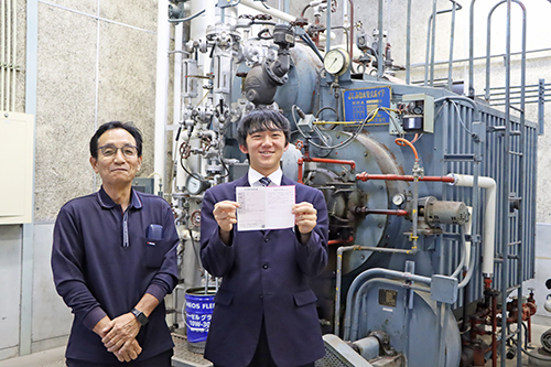 一級ボイラー技士試験に合格した大津緑洋高校海洋技術科3年・光永瞬さん