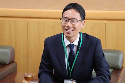 強豪選手がいる中、優勝できたことが信じられなかったと話す高見選手