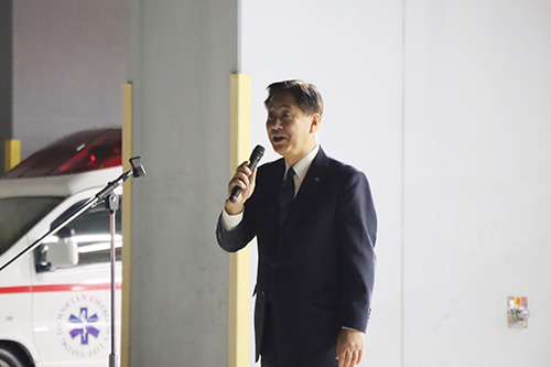 江原市長は「市民の安全と安心を守ってください」と激励