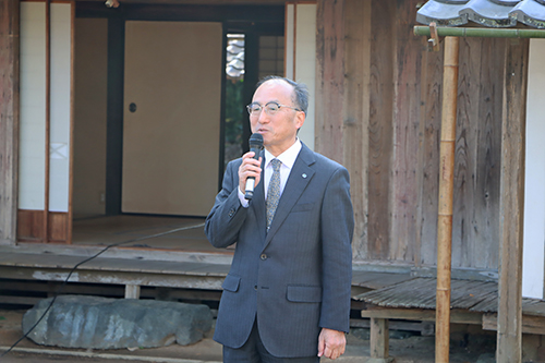 工事完了に際し、伊藤教育長があいさつ