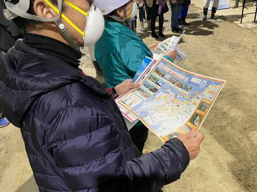 山陰道の建設状況についてや、整備効果について説明を聞いた