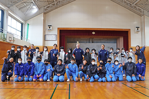 最後は選手と生徒で記念撮影