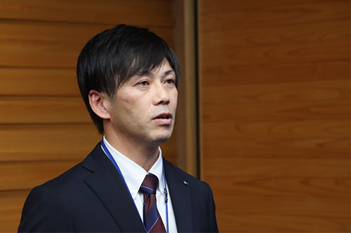 代表して芳川課長補佐が意気込みを語った