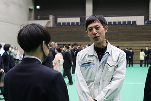 開催前には、「トークフォークダンス」が行われた