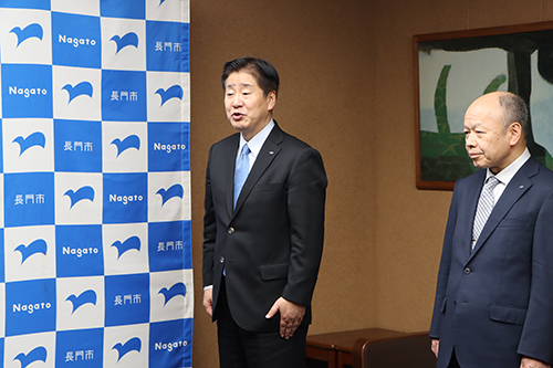 「お疲れさまでした」と市長からねぎらいの言葉