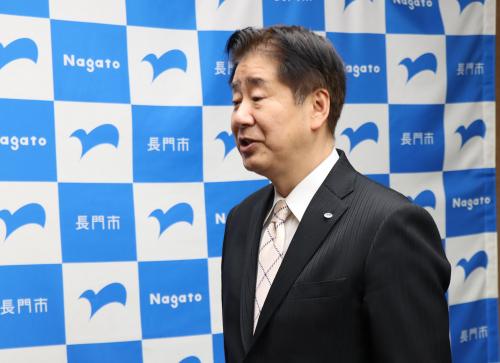 「これからも支えてほしい」と話す江原市長