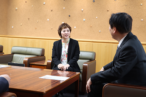 技能グランプリ「フラワー装飾」で銀賞を受賞した末永有紀さん