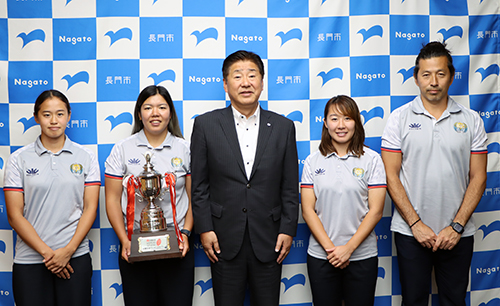 ながとブルーエンジェルスが江原市長を表敬訪問しました
