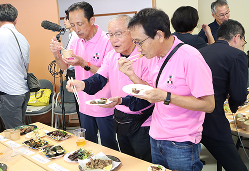 鯨肉料理のメニューを開発し、鯨肉提供店舗の増加につなげます