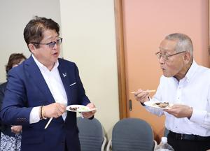互いに意見を述べました