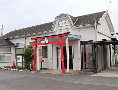 長門市駅から人丸駅間において、列車の運行が再開しました