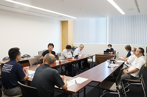 生活環境課の職員と市議会議員の皆さんの勉強会にお邪魔しました