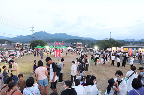 会場には多くの家族連れが訪れた
