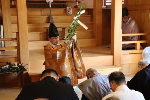 赤崎神社で行われた神事
