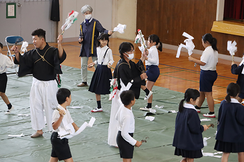 『三隅のお宝、伝え隊「伝統を守る 滝坂神楽舞」』を開催しました