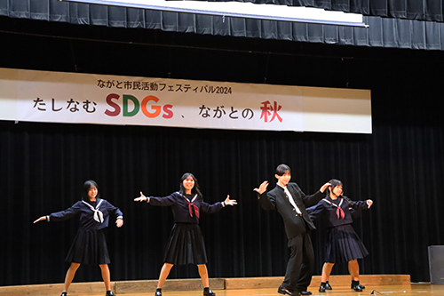 「Lively 5 from 大津STEAMプロジェクト」によるダンスパフォーマンス