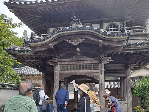 西圓寺山門