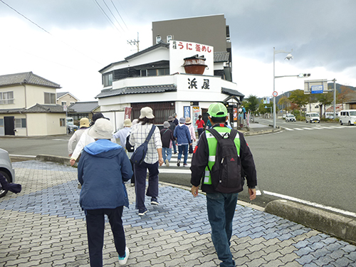 正しいウォーキング方法や靴の選び方や履き方について学びました