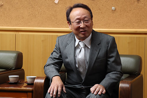 新らしく消防団長となった長谷川達也さん