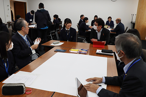 高校生を対象とした意見交換会が開催