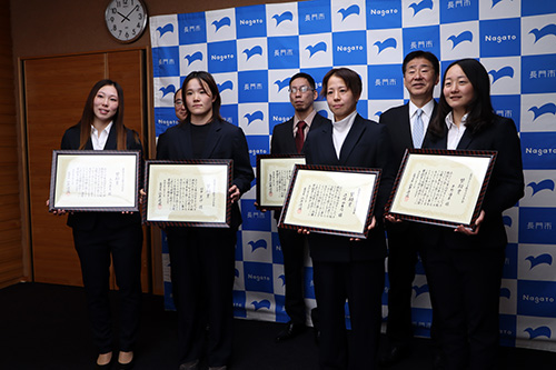 令和6年度は5名の方に授与されました