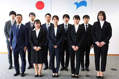 新規採用職員の20人（消防職員2人含む）2