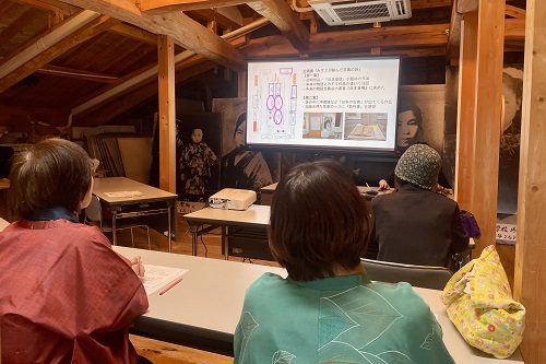 定期的に開催されている学芸員講座