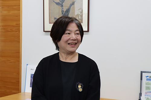 緊急時、安心して使っていただきたいと話す岡藤会長
