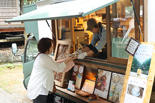 俵山のジビエを活用したメニューでキッチンカー販売されているsoraさんお手製の朝ごはん