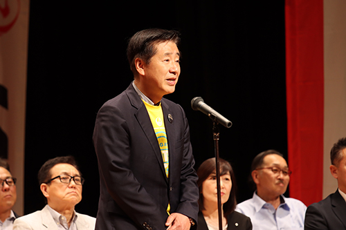 大会会長の江原市長あいさつ