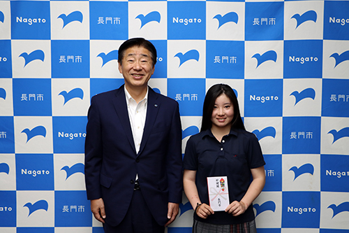 日本女子アマチュア選手権に出場する小田さんを激励しました
