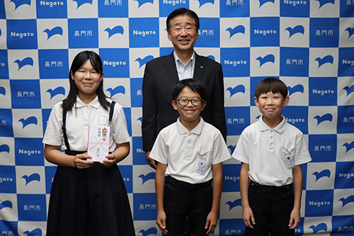 大会では、それぞれ得意技で勝負したいと話す