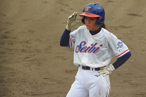 甲子園の舞台に立つ藤田さん