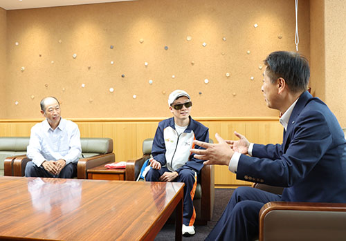 「全国大会では落ち着いて楽しんで投げたい」と話す上永さん