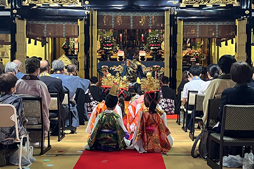 本堂のようす