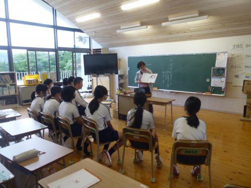 教員読み聞かせ２