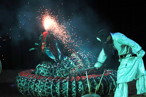 「山代白羽神楽保存会」による神楽舞