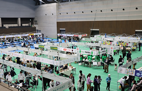 約50店舗が立ち並んだ