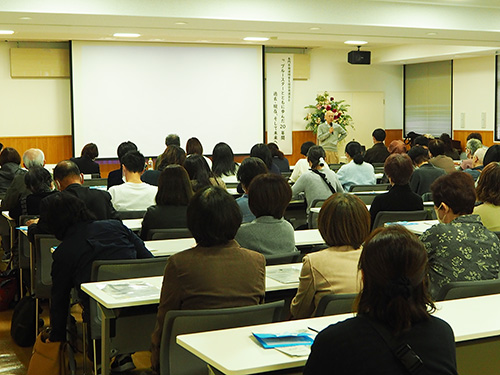 山口大学名誉教授でブルースター顧問の木谷さんによる講演