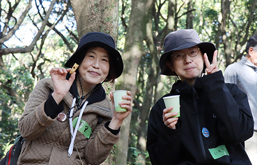 ハーブティーと棚田米ビスコッティが振る舞われた