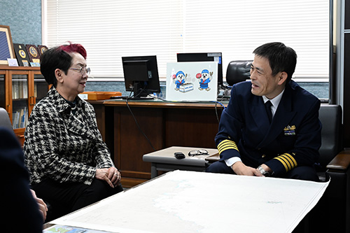 歓談される前田さん