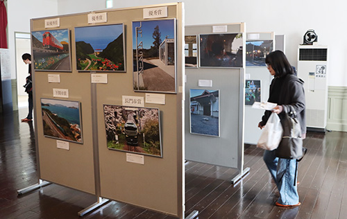 JR山陰本線の写真展示