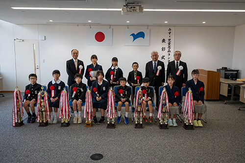 令和7年度みすゞ児童作品コンクールの表彰式が開催されました